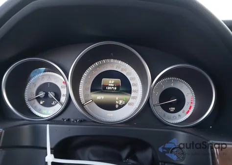 2015 Mercedes-Benz E 350 4Matic z USA, uszkodzony, nr VIN WDDHF8JB9FB087741